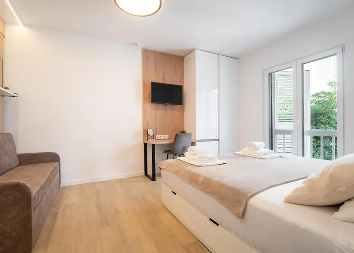 Apartament Kalelarga Grand *