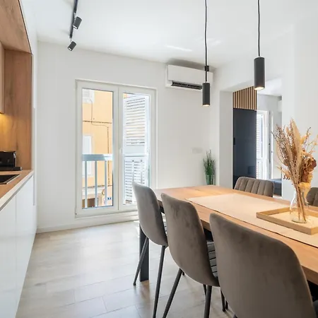 Apartamento Kalelarga Grand *