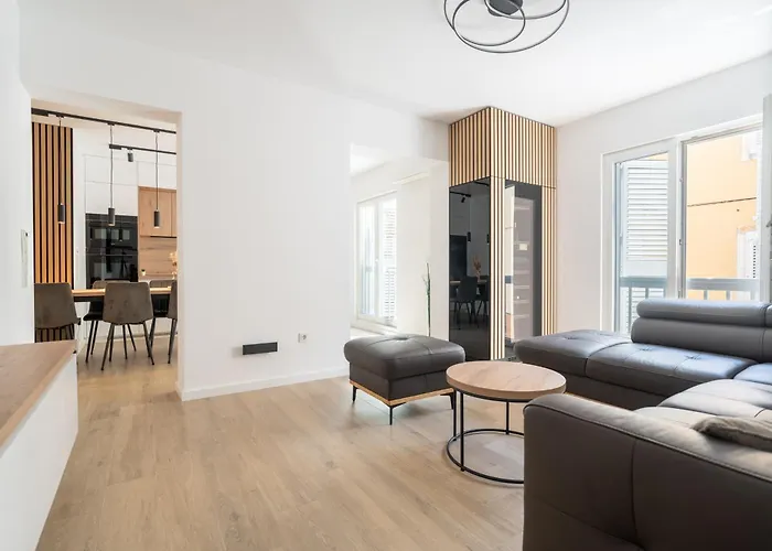 Kalelarga Grand Apartment