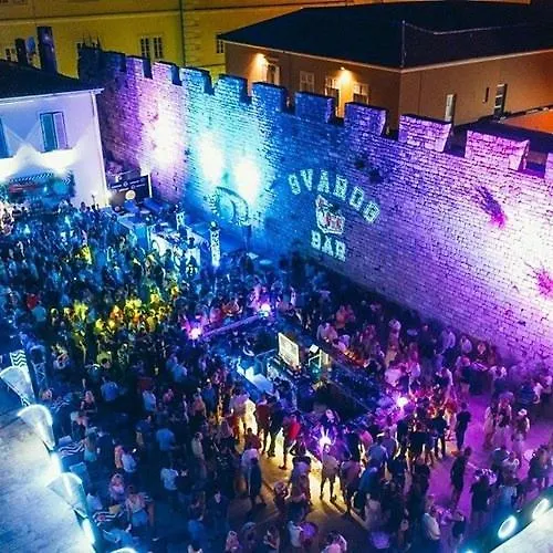 Kalelarga Grand Apartment